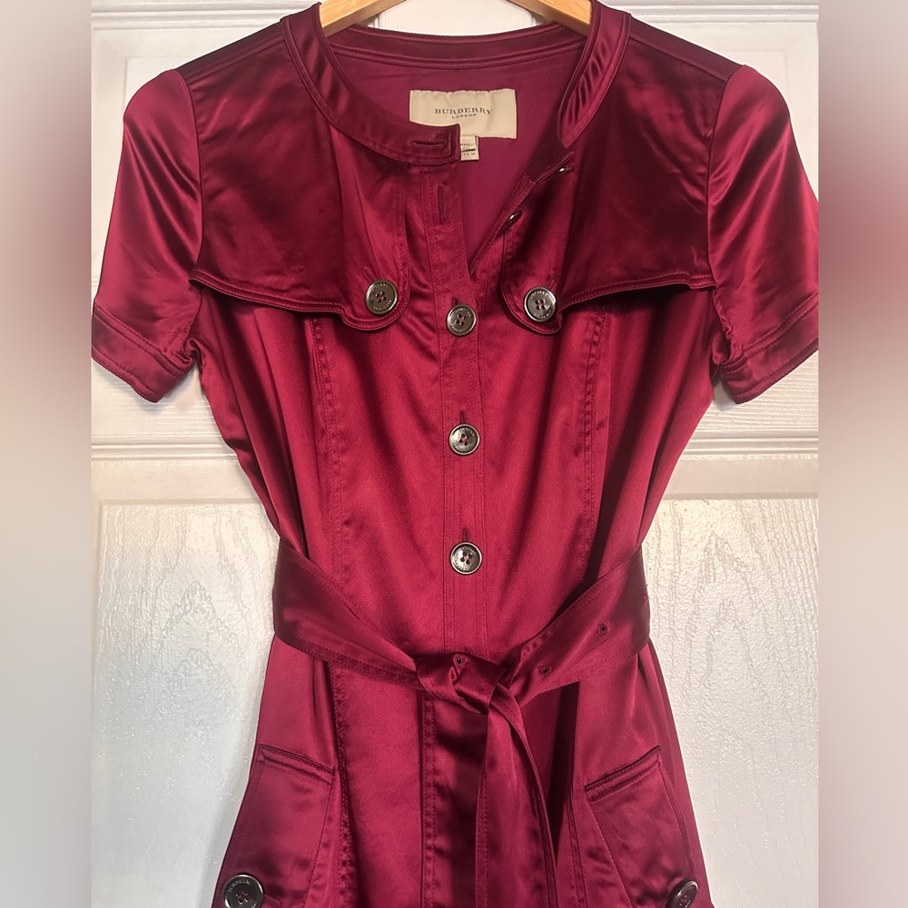 Burberry Rich Red Button-up Satin Dress - size 40 EUR/6 US